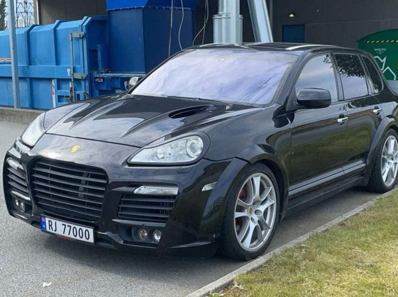 Porsche Cayenne Turbo S spotted in Sandnes