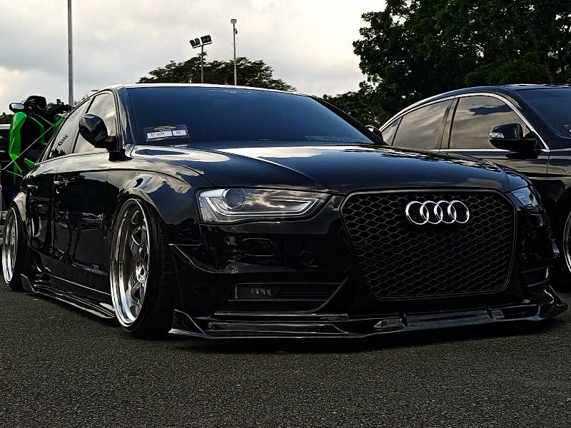 Audi A4 spotted in Samarinda