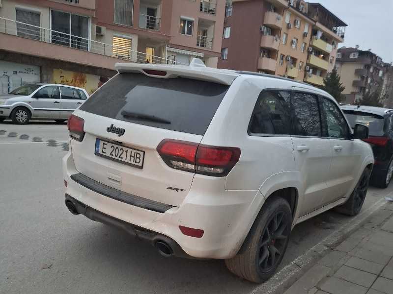Jeep Grand Cherokee SRT spotted in Bansko