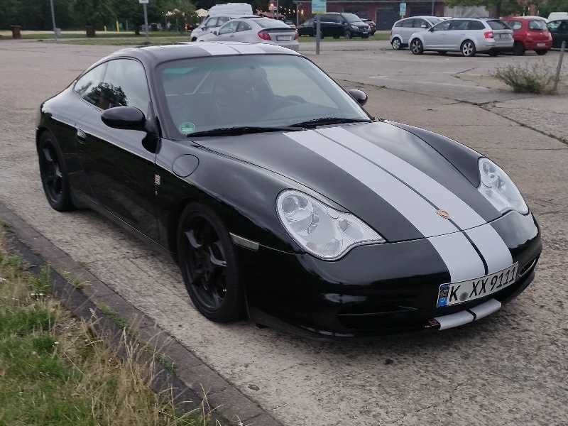 Porsche 911 Carrera spotted in Euskirchen