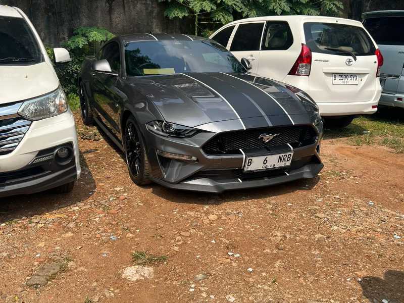 Ford Mustang (2022) spotted in Jakarta, Indonesia
