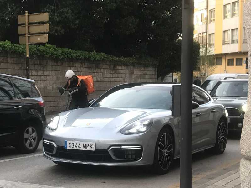 Porsche Panamera spotted in Lugo