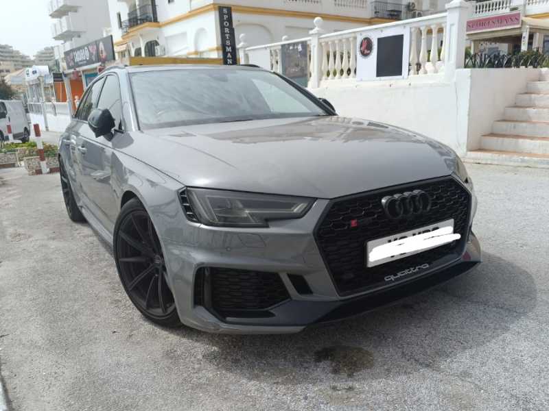 Audi RS4 Avant spotted in Benalmádena