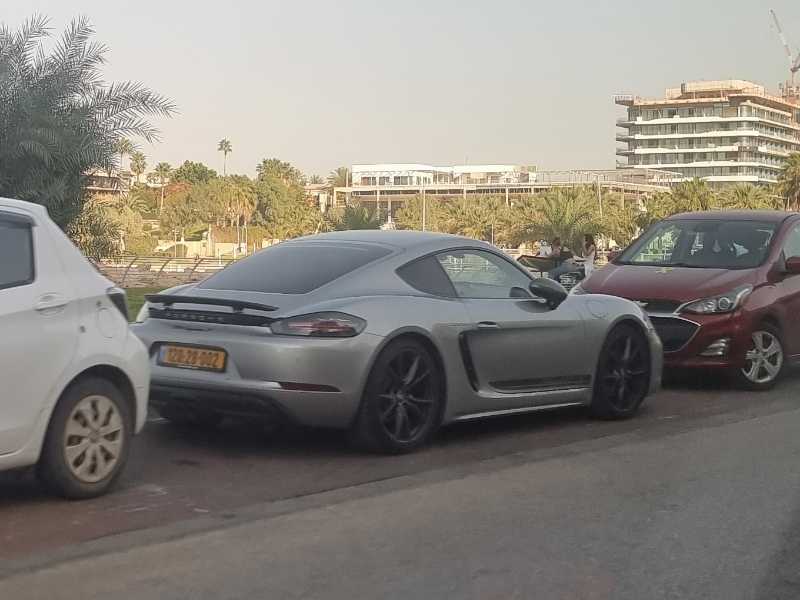 Porsche 718 Cayman spotted in Herzliya