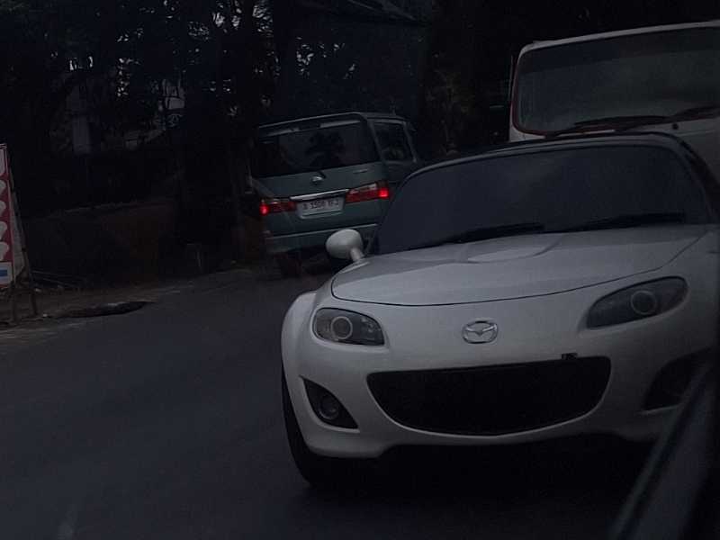 Mazda MX-5 (2010) spotted in Malang, Indonesia