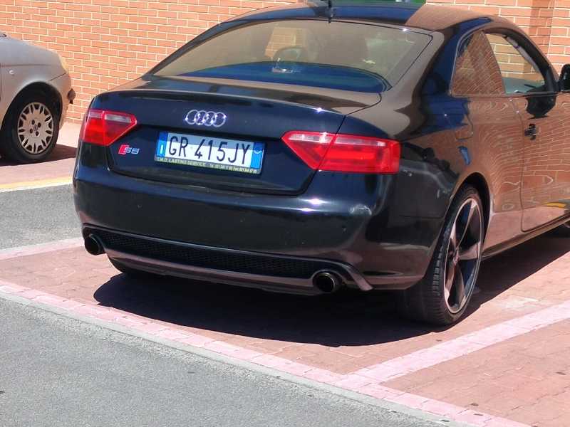 Audi S5 (2011) spotted in Velletri, Italy