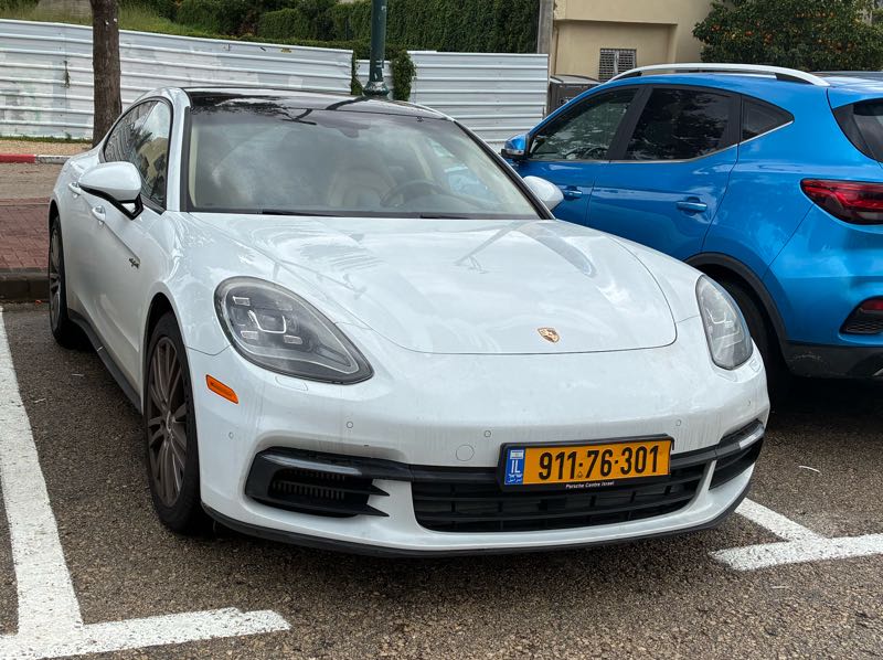 Porsche Panamera spotted in Rishon LeTsiyyon