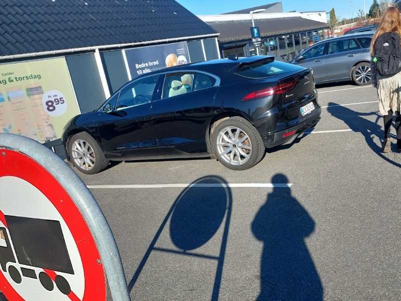 Jaguar I-PACE spotted in Århus
