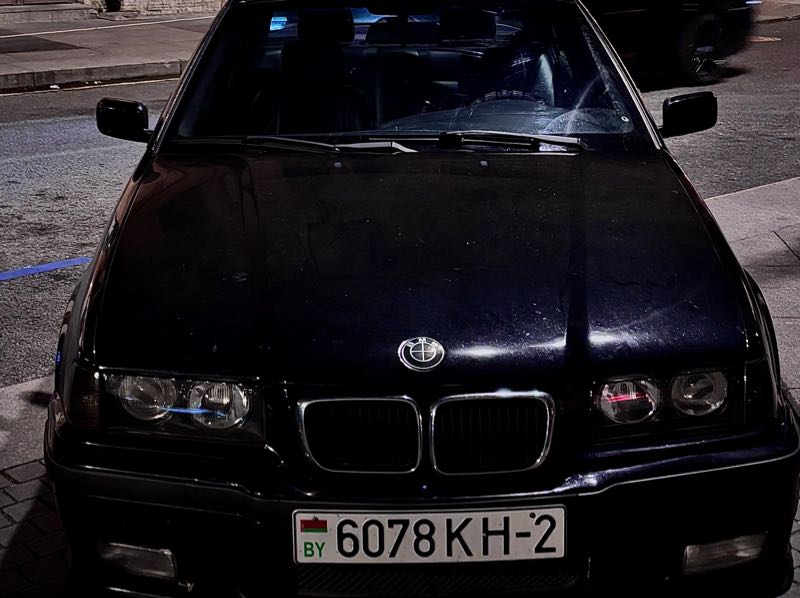 BMW 3 Series (1995) spotted in Saint Petersburg, Russia