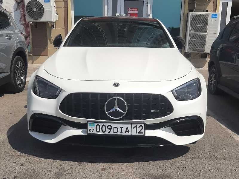 Mercedes-Benz E-Class spotted in Aktau
