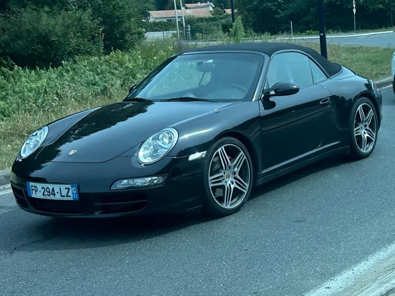Porsche 911 Carrera Cabriolet spotted in La Teste-de-Buch
