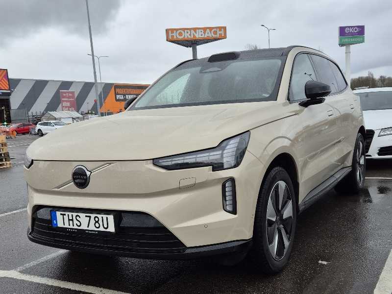Volvo C40 Recharge spotted in Trollhättan