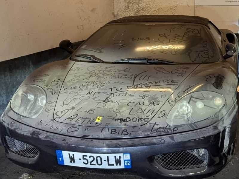 Ferrari F430 (2004) spotted in Saint-Savin, France