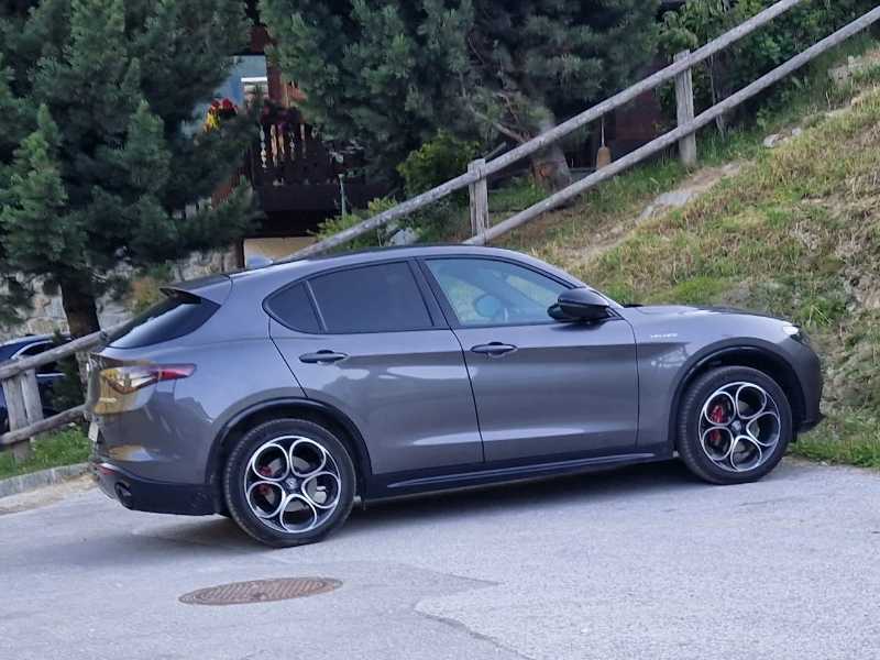 Alfa Romeo Stelvio spotted in Sierre