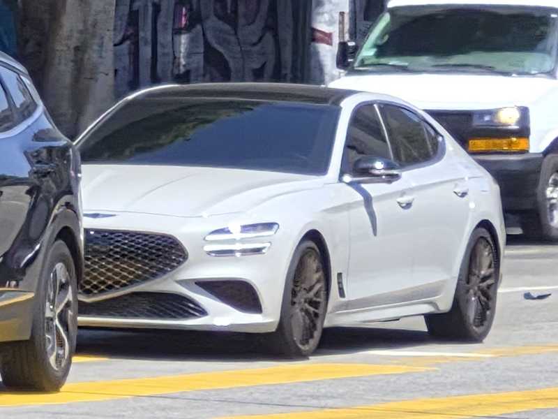 Genesis G80 spotted in Los Angeles