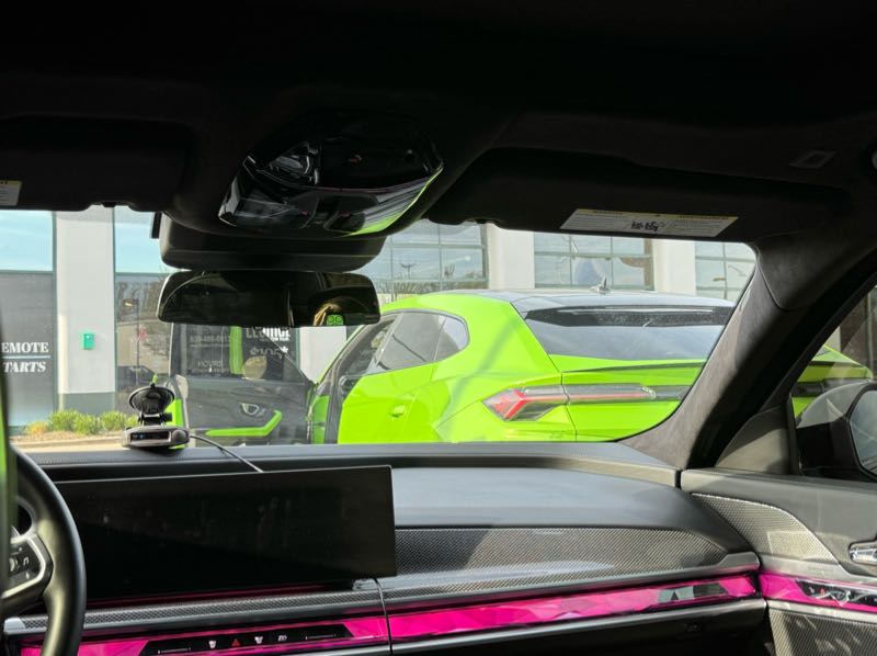 Lamborghini Urus (2021) spotted in Naperville, United States