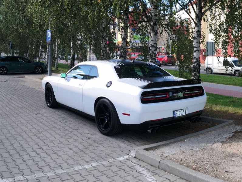 Dodge Challenger spotted in Żary