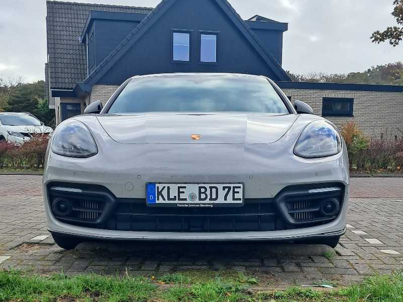 Porsche Panamera spotted in Den Helder