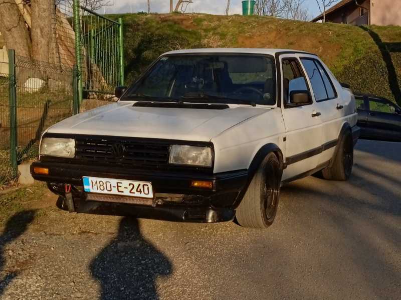 Volkswagen Golf spotted in Tuzla
