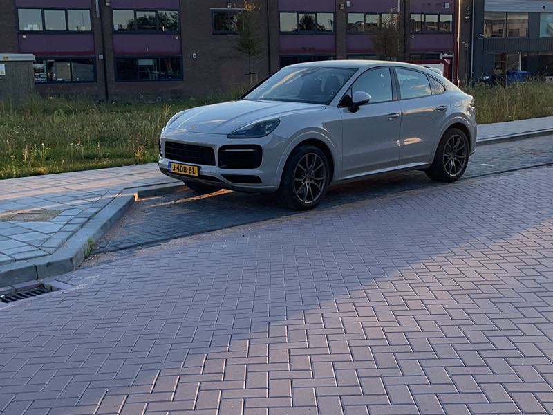 Porsche Cayenne Coupe spotted in Utrecht