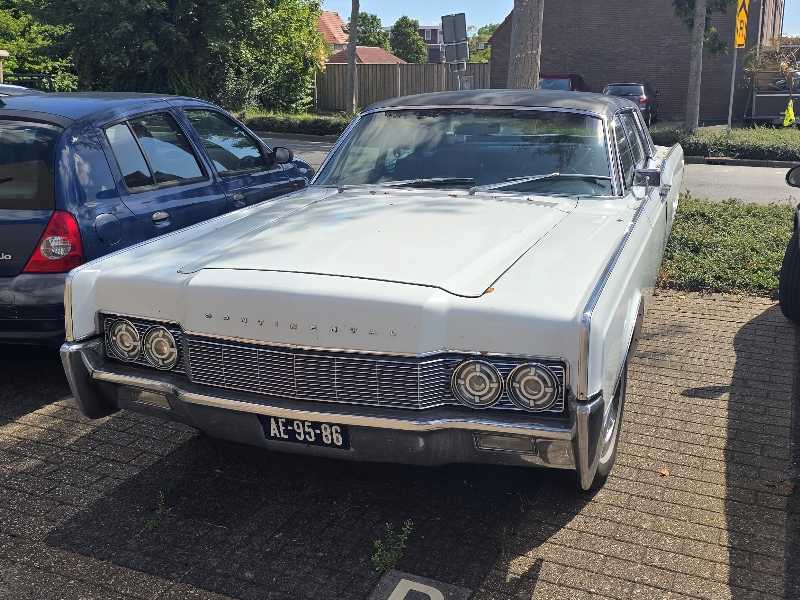 Lincoln Continental spotted in Purmerend