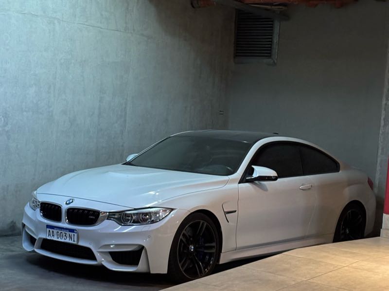 BMW M4 spotted in Rosario