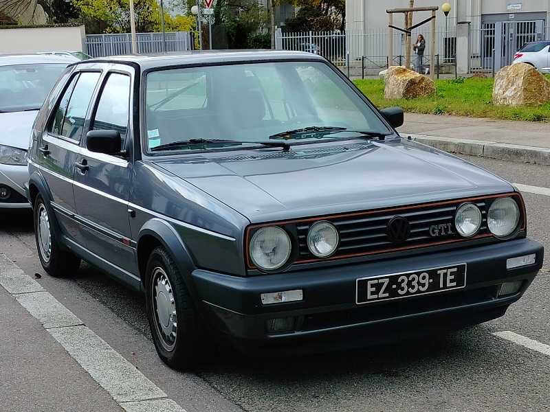 Volkswagen Golf GTI spotted in Lyon