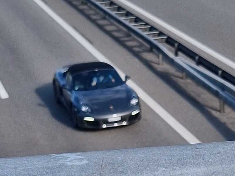 Porsche Cayman spotted in Zofingen
