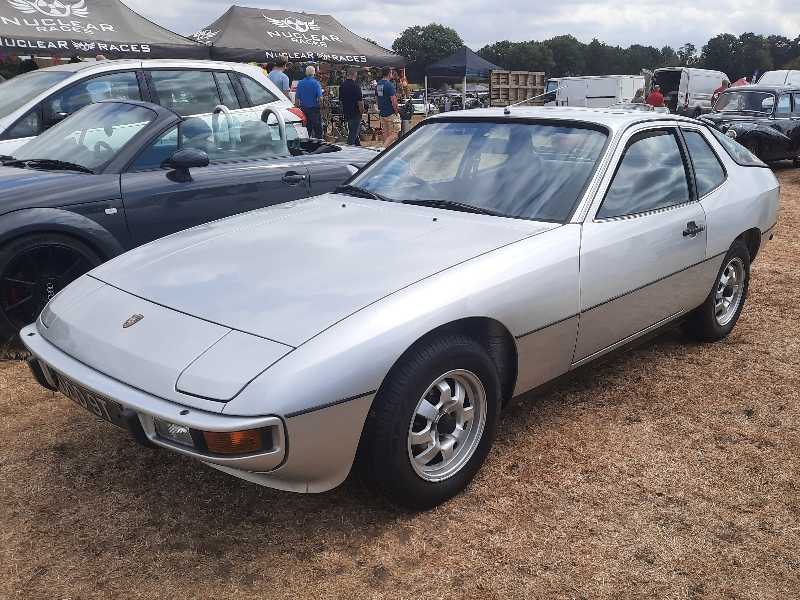 Porsche 924 (1976) spotted in Colchester, United Kingdom