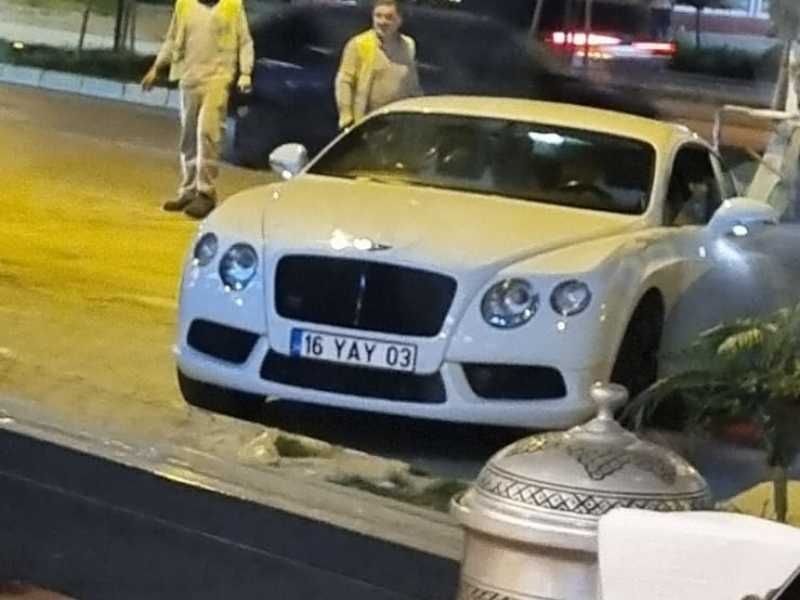 Bentley Continental GT spotted in Nilüfer