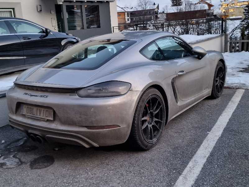 Porsche Cayman GTS spotted in Ischgl