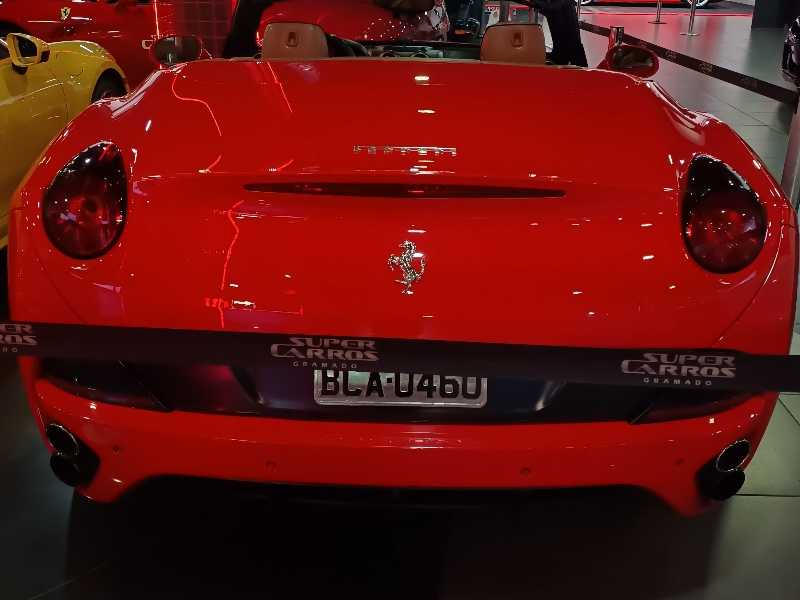 Ferrari California spotted in Parobé