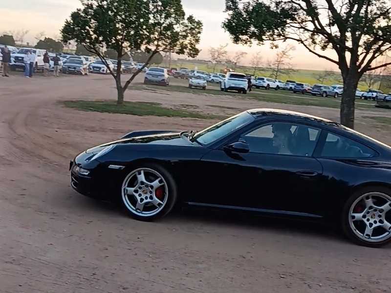 Porsche 911 (2005) spotted in Paarl, South Africa
