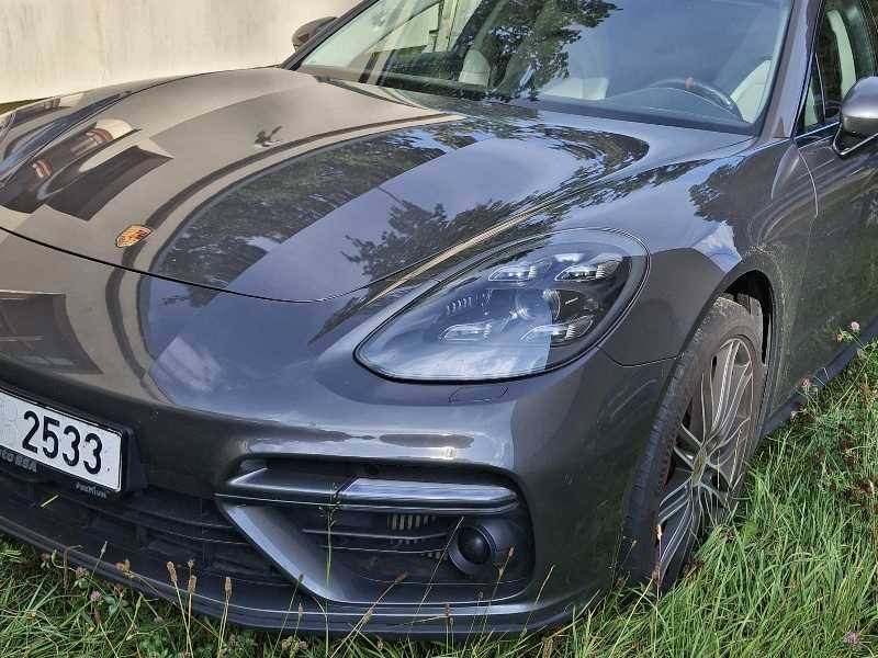 Porsche Panamera spotted in Dačice