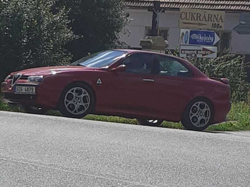 Alfa Romeo 147 spotted in Prague