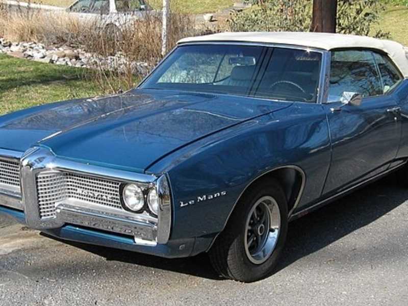 Pontiac Le Mans spotted in Le Mans