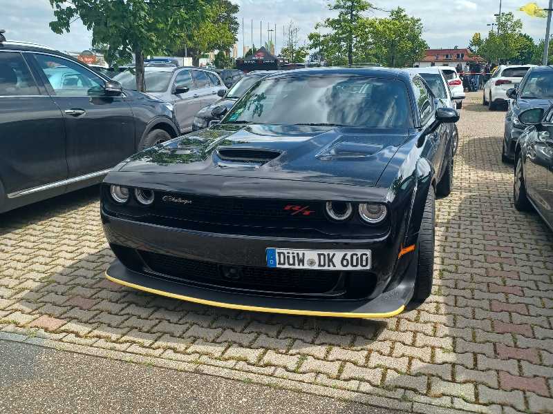 Dodge Challenger R/T spotted in Neustadt an der Weinstraße