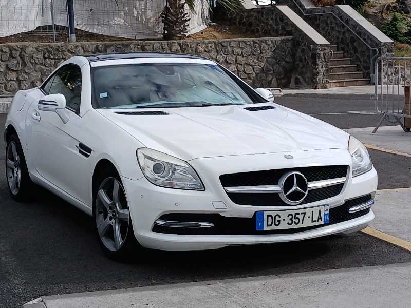 Mercedes-Benz SLK spotted in Saint-Paul