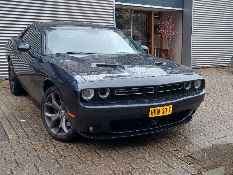 Dodge Challenger spotted in Deventer