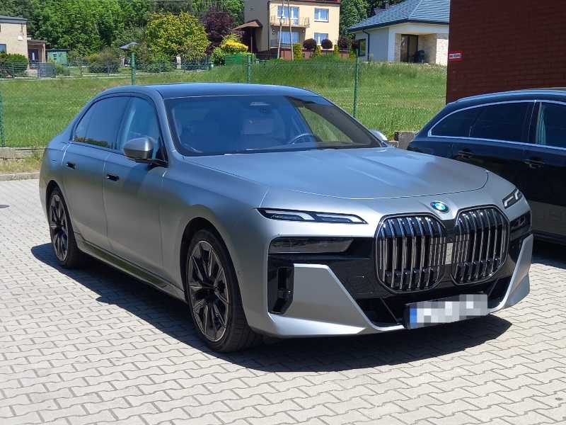 BMW 7 Series spotted in Tychy