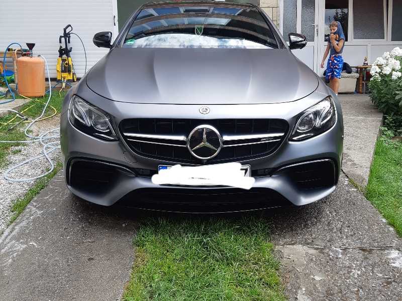 Mercedes-Benz E-Class Coupe spotted in Ibarac