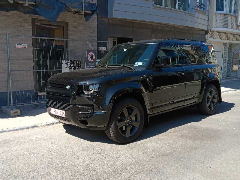 Land Rover Defender spotted in Ostend