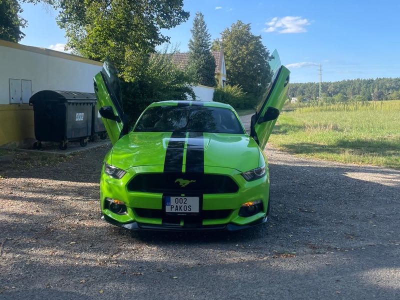 Ford Mustang (2016) spotted in Prague, Czechia