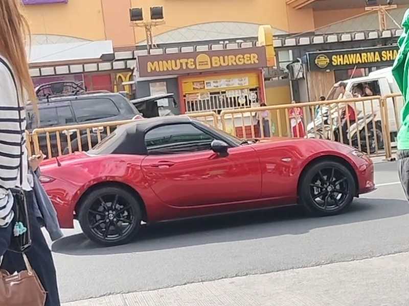 Mazda MX-5 Miata spotted in Urdaneta