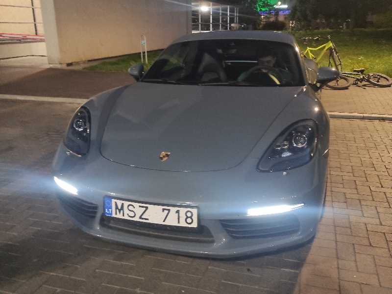 Porsche 718 Cayman (2016) spotted in Šiauliai, Lithuania