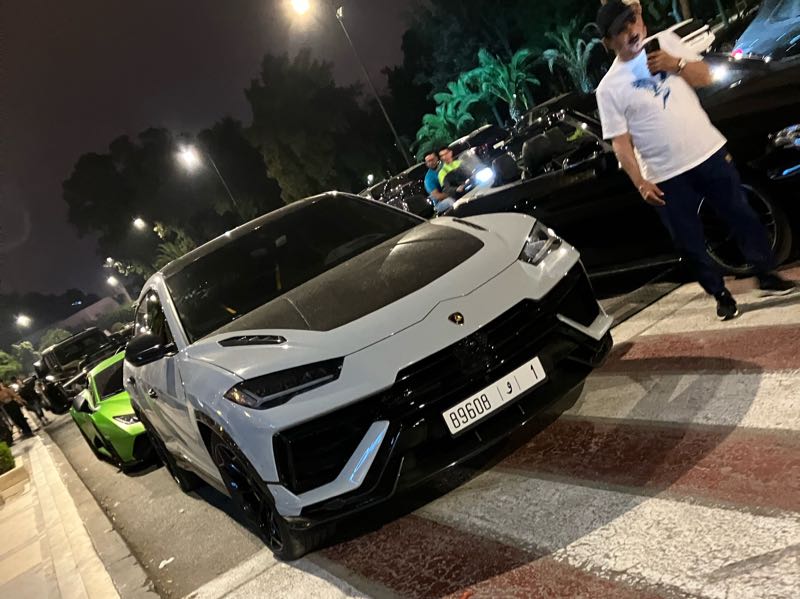 Lamborghini Urus spotted in Râs el Aïoun