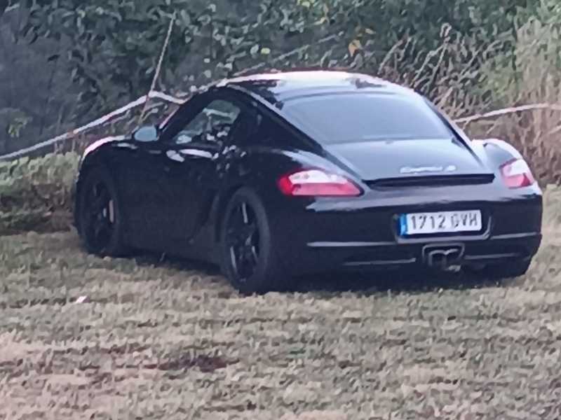 Porsche Cayman S spotted in Lugo