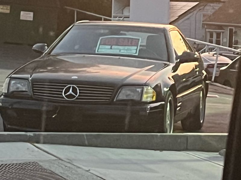 Mercedes-Benz SL-Class spotted in Marathon