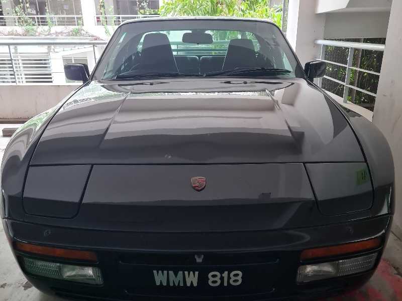 Porsche 944 (1982) spotted in Gua Musang, Malaysia
