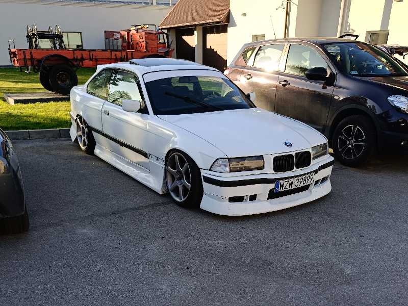 BMW E30 spotted in Zwoleń
